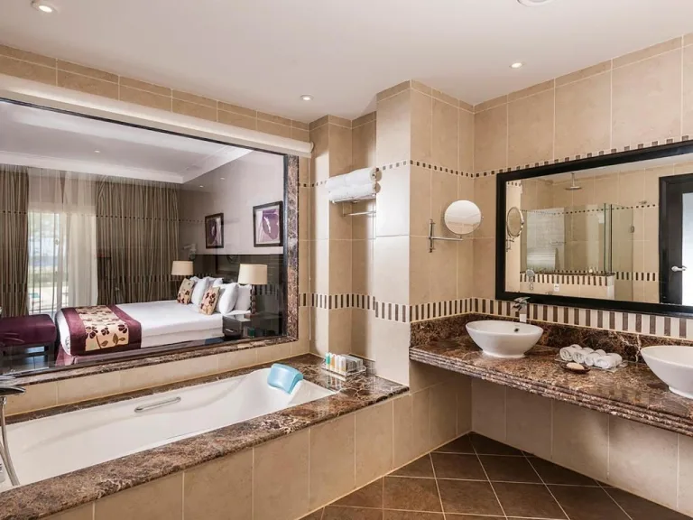 Rixos Sharm El Sheikh bathroom