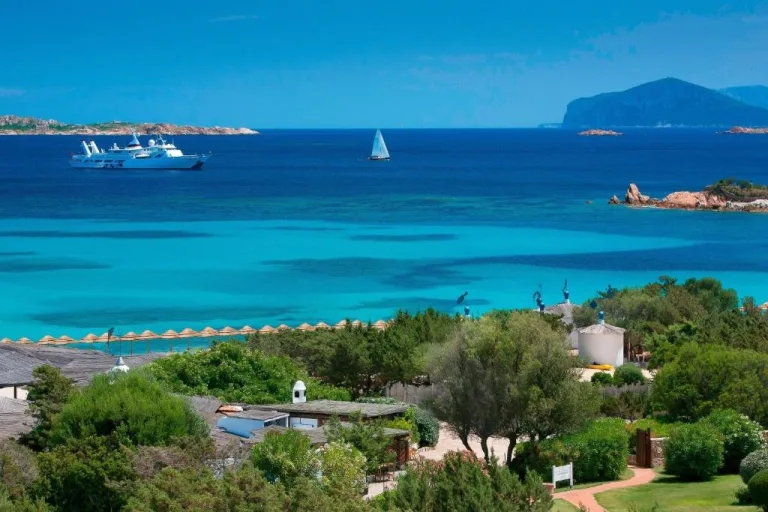 Hotel-Romazzino-sea-view