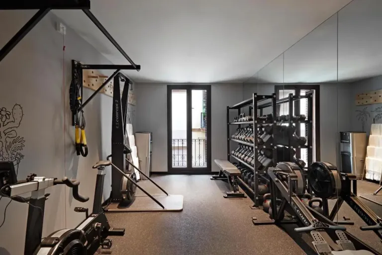 Kimpton-Vividora-Hotel-an-IHG-Hotel-gym