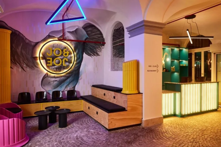 JOJOE-ROMA-lounge