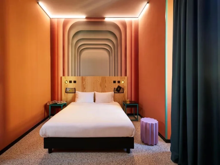 JOJOE-ROMA-room