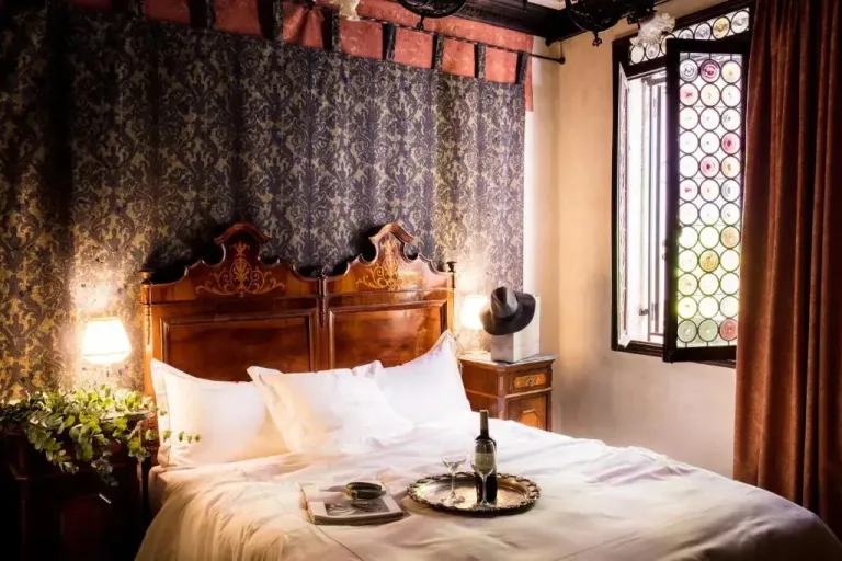 Room interior Novecento Hotel Venice Italy