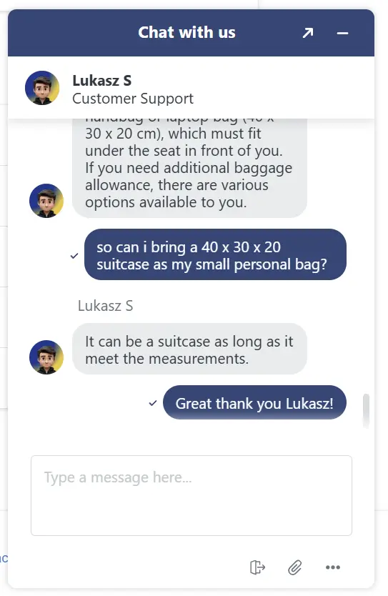 Ryanair customer service chat window about bringing a suitcase as an underseat bag