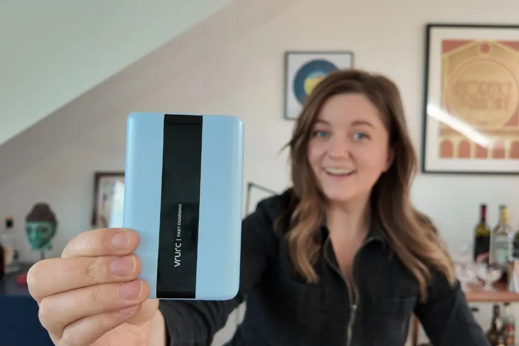 Chelsea with VRURC power bank