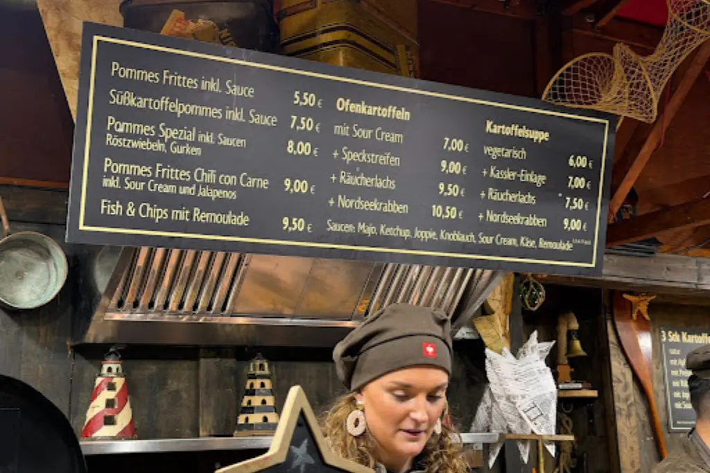 food menu at hamburg christmas market