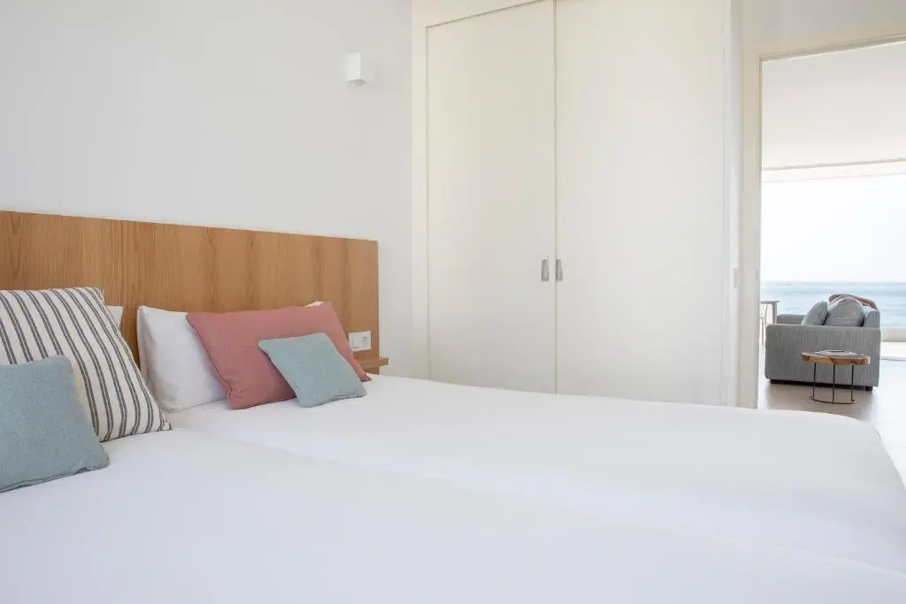 Kora Nivaria Beach Abades Tenerife bedroom