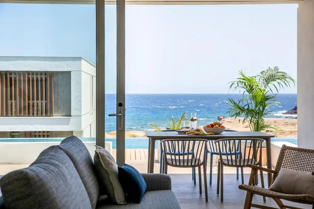 Kora Nivaria Beach Abades Tenerife two bedroom apartment with sea view