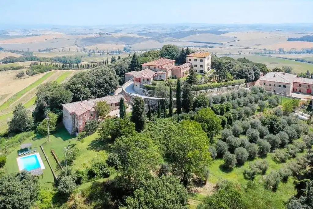 Agriturismo Villa & Fattoria di Radi tuscany panorama