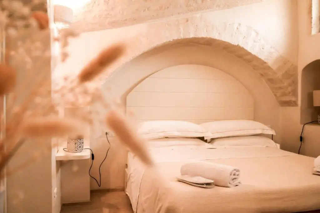 Masseria Surace bedroom detail Puglia