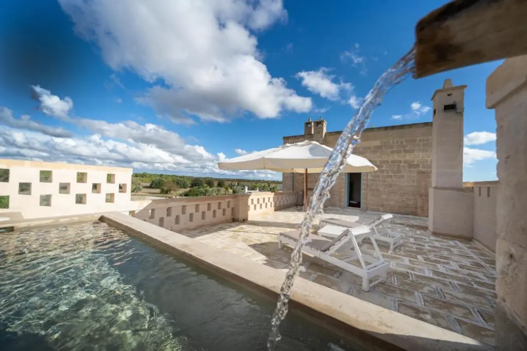 Masseria Palombara Relais & SPA outdoor pool