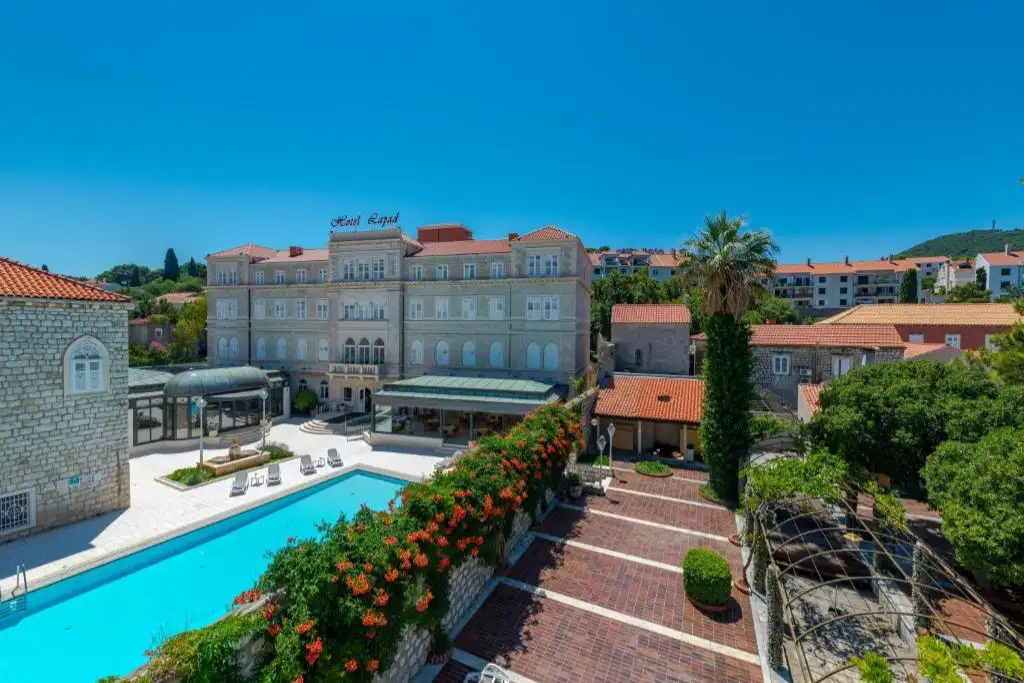 Hotel Lapad swimming pool