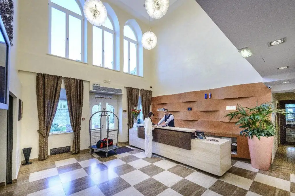 Hotel Lapad lobby