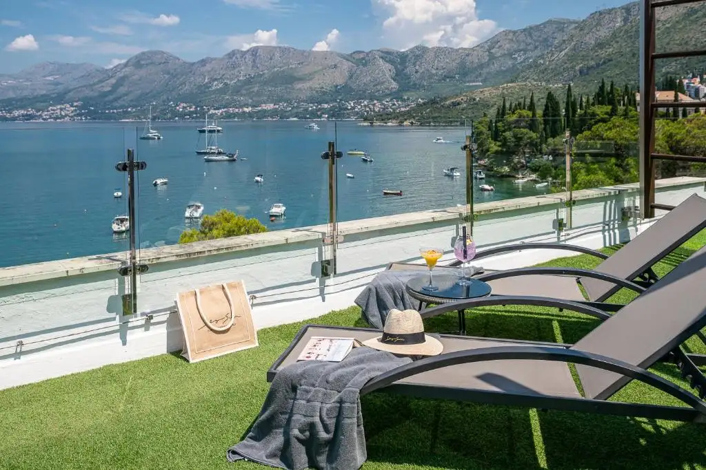 Hotel Cavtat Dubrovnik room terrace