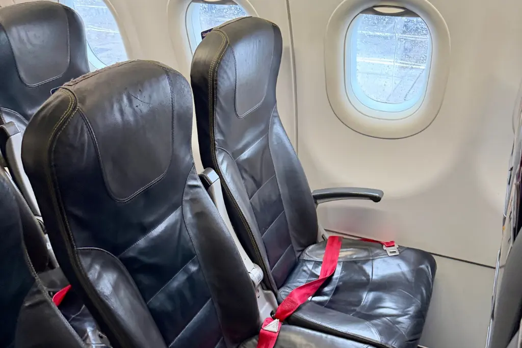 Place seats on Pegagus flight to Antalya Turkey