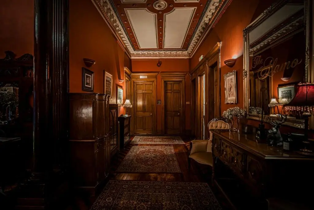 The Alamo Guesthouse Kelvingrove Glasgow
