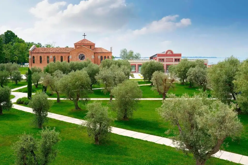 JW Marriott Venice Resort & Spa grounds