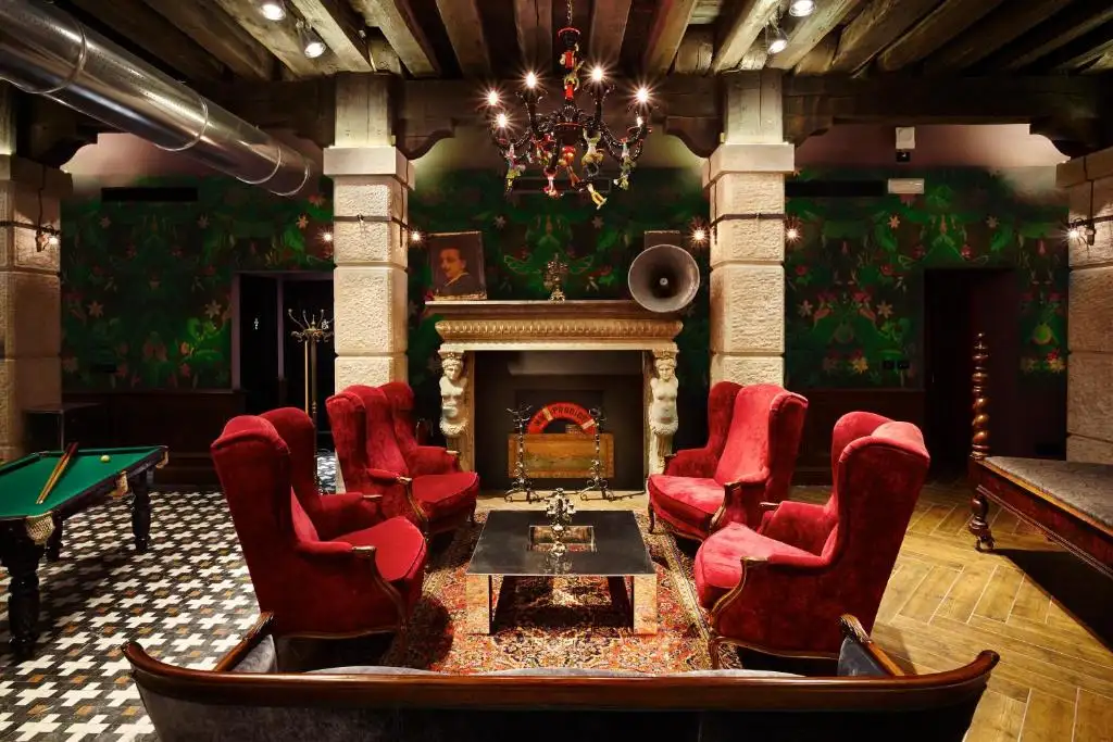 Generator Hostel Venice Giudeca Island lounge area