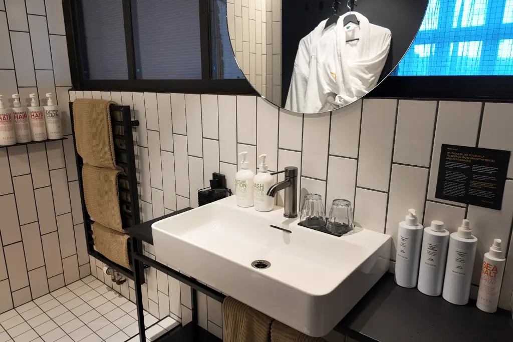 Bathroom at Hotel Exeter Reykjavik Iceland