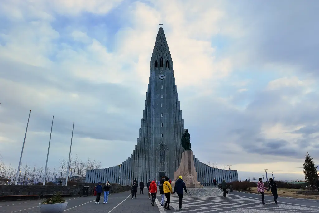 Free walking tour Reykjvaik Iceland church