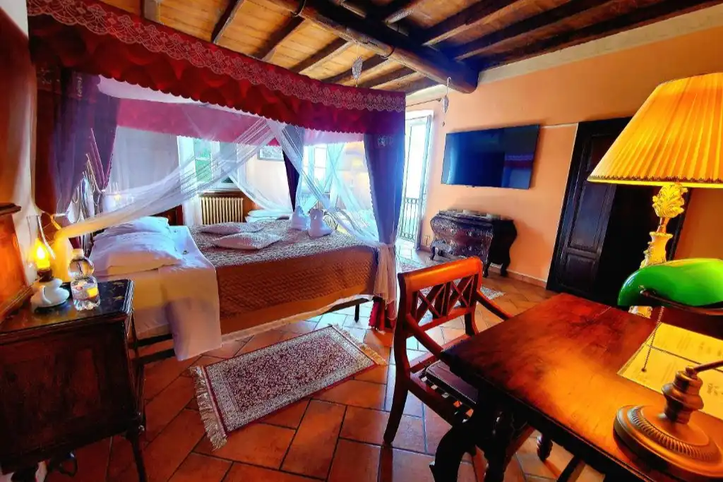 Antica Locanda La Tinara del Belvedere bedroom