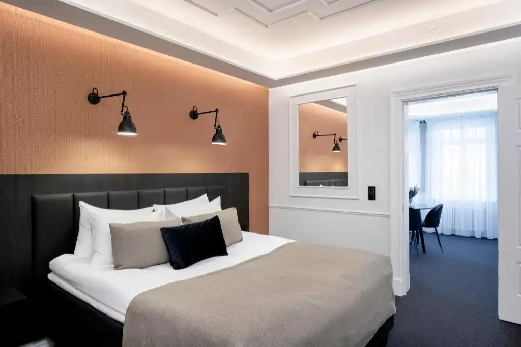 Hotel Reykjavik Saga Iceland room