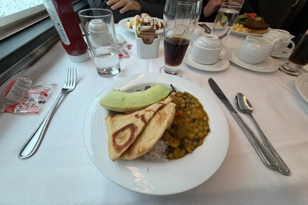 Meal on board The Canadian - Prestige