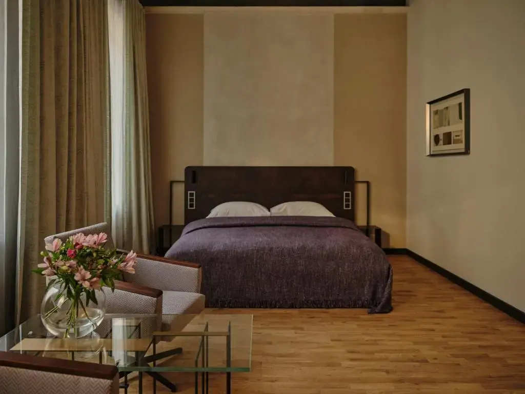 Grand Hotel Lodz bedroom