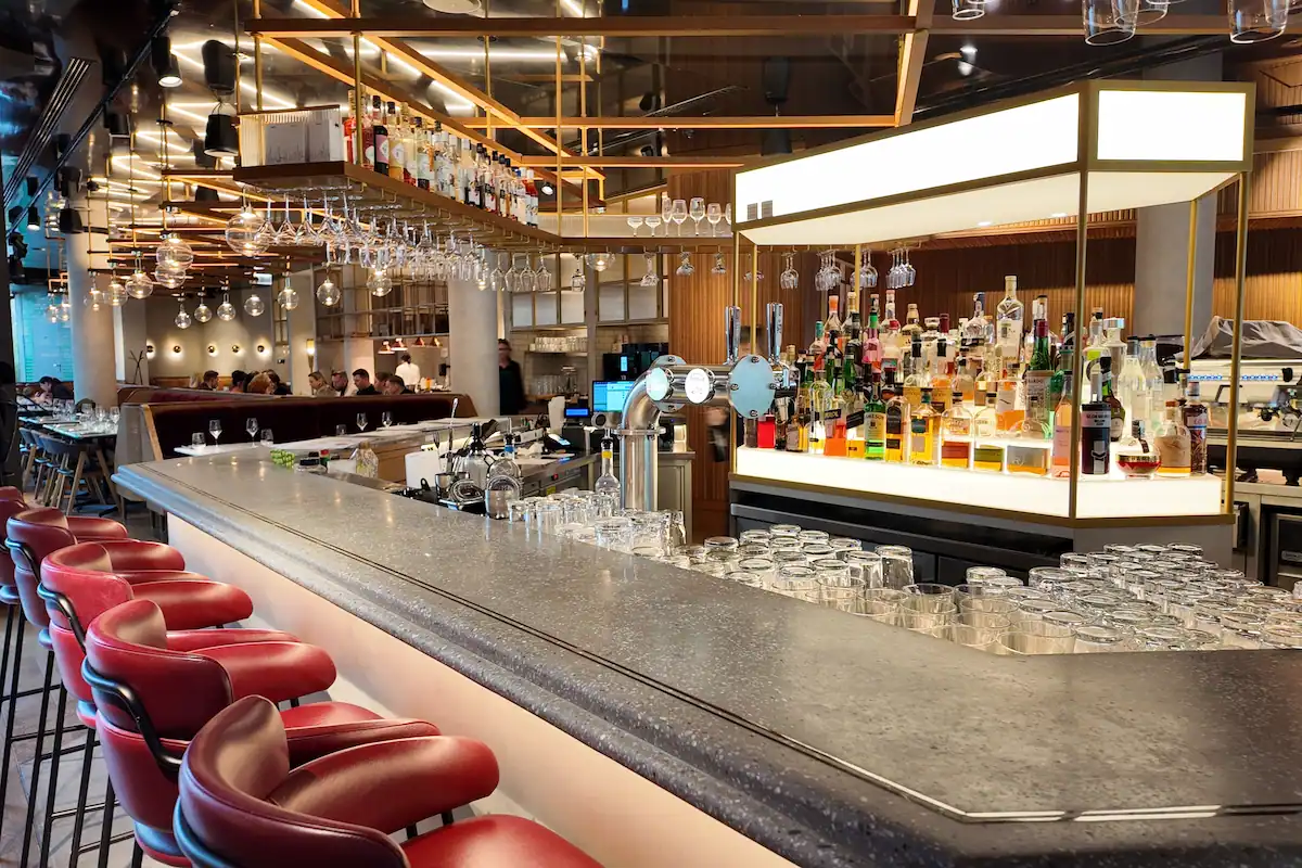Hotel Puro, Bar& Restaurant, Lodz
