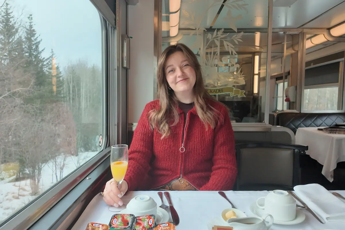 The Canadian Dinining Car