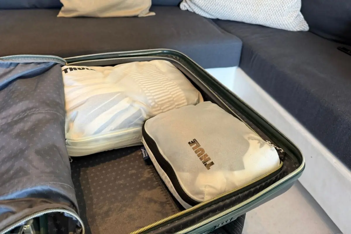 Thule compression packing cubes