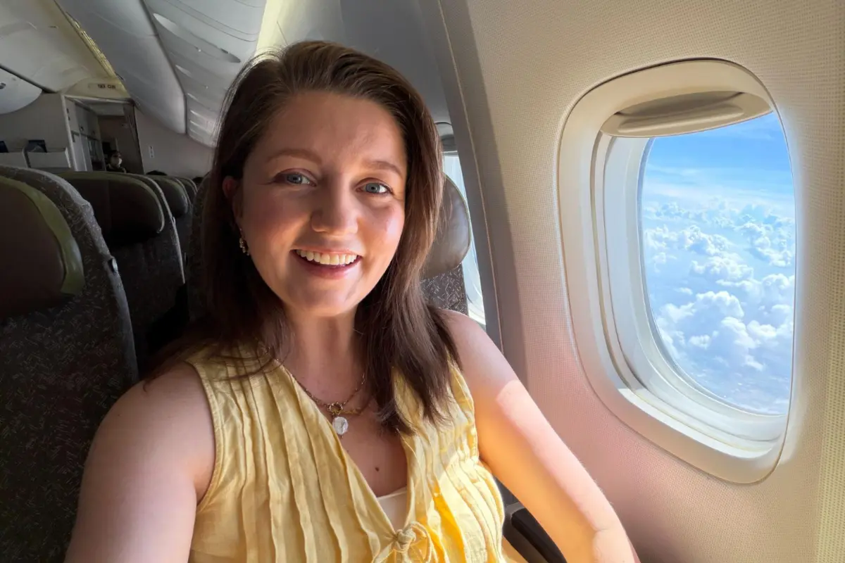 Chelsea in EVA plane landing in Bangkok