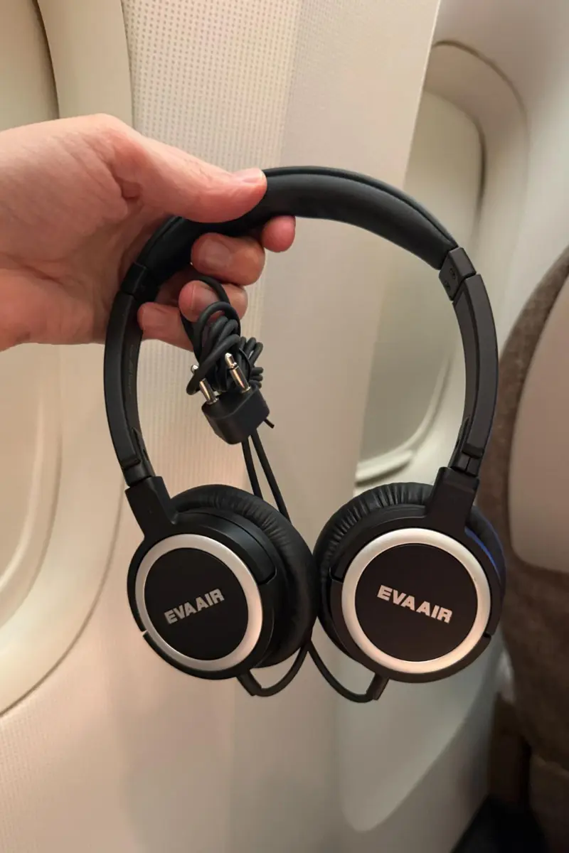 headphones eva premium economy
