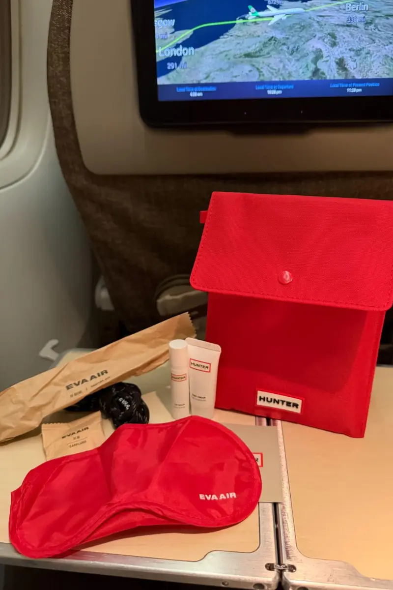 sleep kit eva premium economy