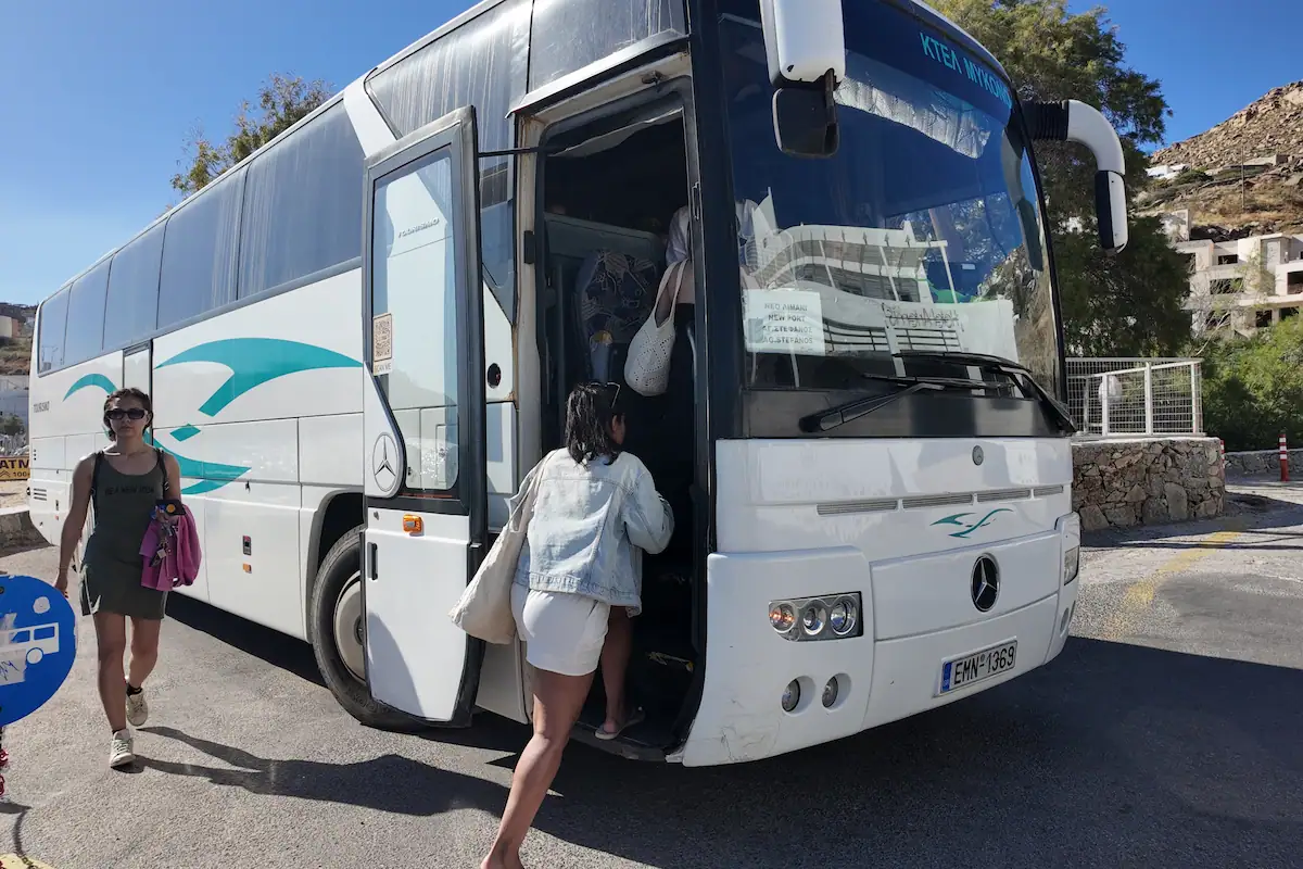 Mykonos bus back to Mykonos Town